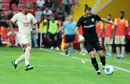 Kayserispor'da Yasir sakatlandı