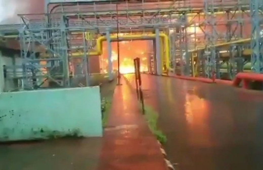 Hindistan’da akaryakıt tesisinde yangın: 4 ölü 3 yaralı