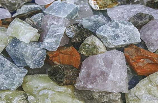 Kamerun'da dünyada nadir görülen 300 yeni mineral keşfedildi