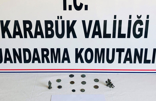 Karabük'te tarihi eser kaçakçılığı operasyonu! 10 adet sikke ve 2 obje ele geçirildi