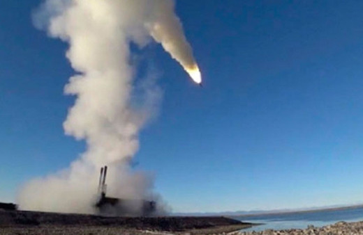 Karşılıklı gözdağı! Gerilimin tırmandığı bölgede füzeler ateşlendi