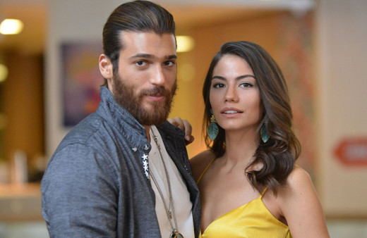 Demet Özdemir Can Yaman'ın adını ağzına almadı ama hakkında bakın neler söyledi
