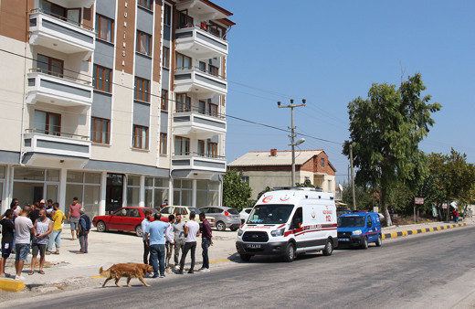 Manisa'da genç kadın evinde bıçaklanarak öldürüldü