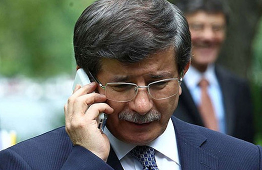 Ahmet Davutoğlu'dan sürpriz telefon! HDP binası önünde eylem yapan annelere destek oldu