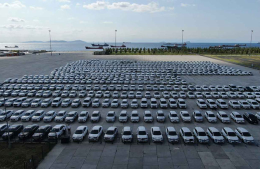 Yenikapı araç sergisi! Clio'lardan sonra Auidi ve Passatlar çıktı