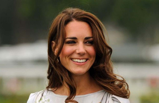 Cambridge Düşesi Kate Middleton'ın mücevherleri ile ilgili ince sırlar! Ucuz mücevher