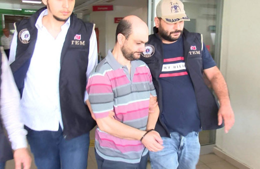 FETÖ'nün sözde Türkiye imamı ile eşi tutuklandı