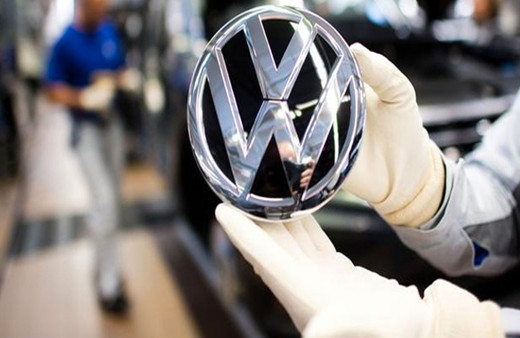 Volkswagen logo değişimi kararı aldı! Bakın yeni Volkswagen logosu nasıl oldu