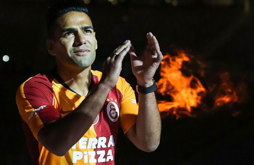 Falcao Türkiye'den başka teklif aldı mı?