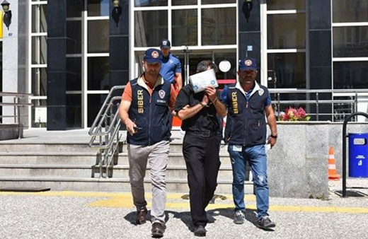 İnterpol tespit etti! İki engelli kıza cinsel istismar eden sapık paketlendi