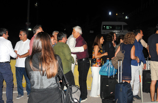 Cumhuriyet Gazetesi'nin 5 yazarına tahliye