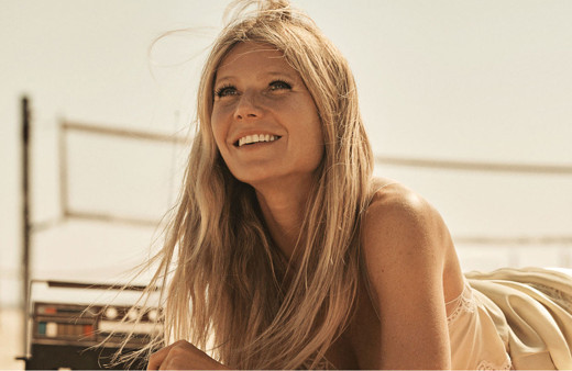 Gwyneth Paltrow çırılçıplak pozunu paylaştı sosyal medya ikiye bölündü