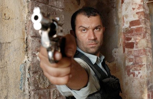 Mesut Komiser krizi Arka Sokaklar'ı fena karıştırdı!