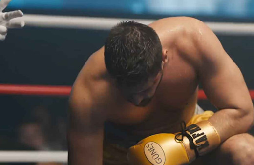 Almeda Abazi Tolgahan Sayışman'ın vücudunun morarmasına sitem etti