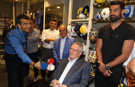 Volkan Demirel'i Aziz Yıldırım ikna etmiş