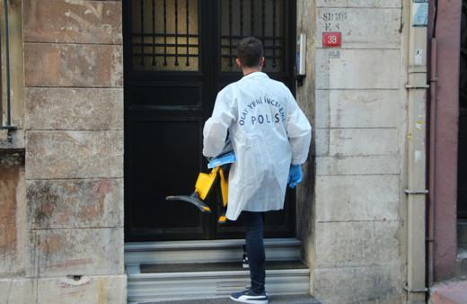 İstanbul Beyoğlu'nda 2 İngiliz otelde ölü bulundu