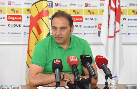 Eskişehirspor Teknik Direktörü Fuat Çapa istifa etti
