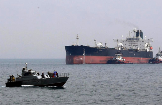 Körfezde yüksek tansiyon! İran BAE tankerine el koydu