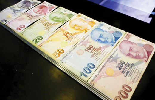 Bütçe Ağustos’ta 576 milyon TL fazla verdi