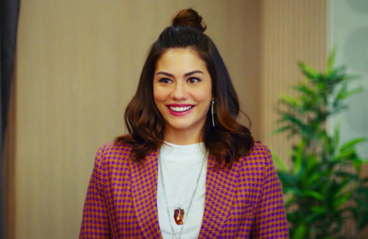 Demet Özdemir Tv8 bombası patlıyor Erkenci Kuş'un ardından yeni projesi olay