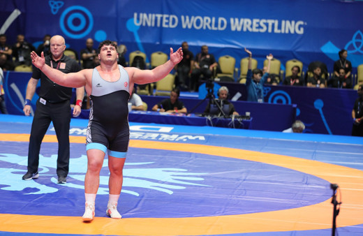 Rıza Kayaalp, 2019'da Türk güreş tarihine geçti