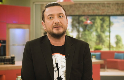 Onur Büyüktopçu eski hali meğer burun estetiği olmuş