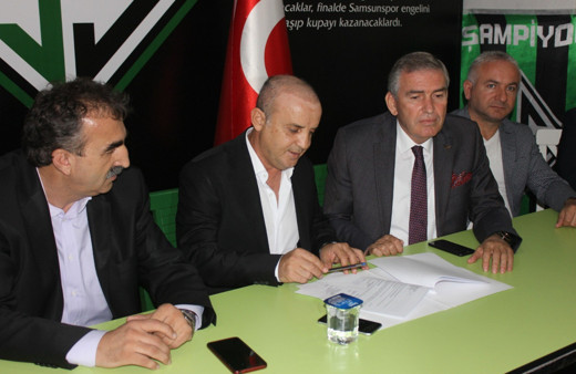 Sakaryaspor'un yeni teknik direktörü Suat Kaya oldu