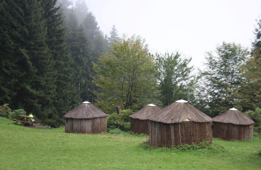 Çadırlar kamıştan elektrik rüzgar gülünden! Oğuz Boyu geleneğini böyle sürdürüyorlar