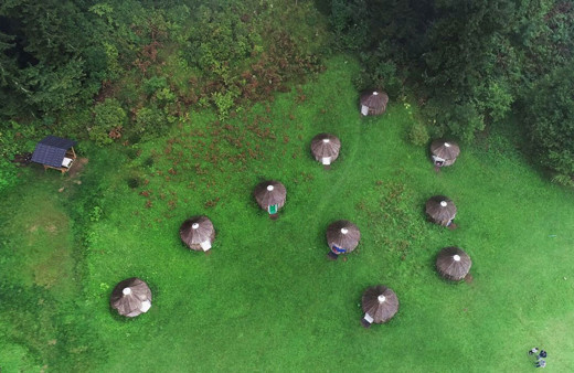 Çadırlar kamıştan elektrik rüzgar gülünden! Oğuz Boyu geleneğini böyle sürdürüyorlar