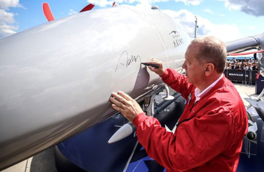 Rumlar'dan Akıncı İHA'ya büyük övgü