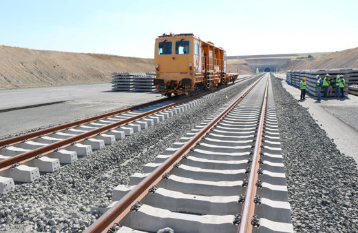 Bakan Cahit Turhan'dan sevindiren açıklama! Ankara Sivas YHT'sinin yüzde 95'i tamamlandı