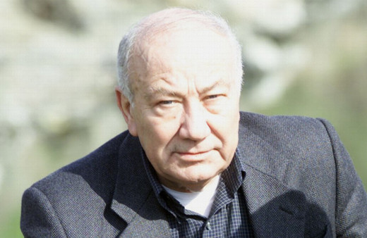 Unutulmaz spor spikeri Necati Karakaya vefat etti