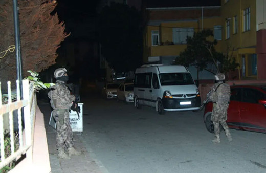 İstanbul'da dev uyuşturucu operasyonu! Çok sayıda gözaltı var