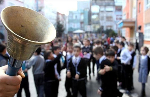 Aksaray’da velilerden vicdanları yaralayan olay! Otizmli çocukları yuhaladılar