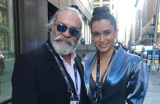 Hande Doğandemir ifşa oldu bacak detayını arkadaşı paylaşınca gerçek ortaya çıktı