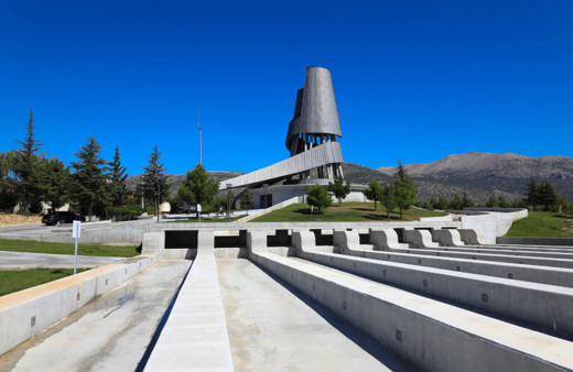 Türk siyasetinin duayen ismi merhum Süleyman Demirel'in anıt mezarı açıldı