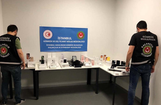 Ticaret Bakanlığı: 9 ayda havalimanlarında 127 milyon TL'lik kaçak eşya ele geçirildi