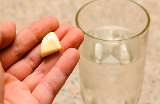 "Çiğnemeden sarımsak yut" tavsiyesi neredeyse öldürüyordu!