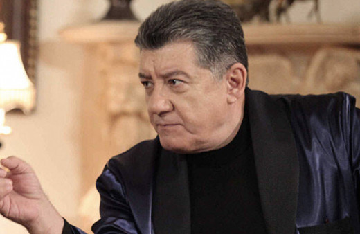 Tarık Ünlüoğlu'nun kızı Zeynep kiminle evli Oya Başar'ın dünürü