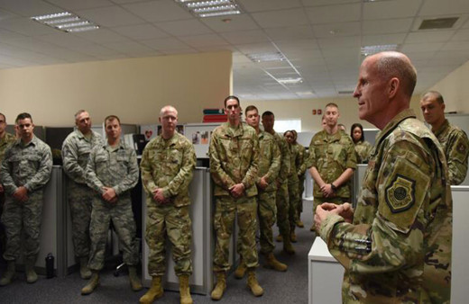 ABD Hava Kuvvetleri Komutan Yardımcısı Orgeneral Wilson İncirlik'te incelemede