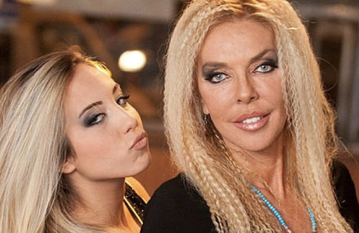 Ahu Tuğba kaç yaşında kaç kere evlendi 10. eşi kimdir?