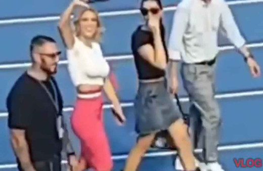 İtalyan spiker Diletta Leotta ahlaksız tezahürat: "Göğüslerini aç"