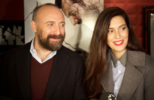 Kimsenin çekmesine izin vermiyordu! Bergüzar Korel ilk kez oğlu Han'ın fotoğrafını paylaştı