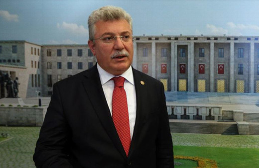 AK Parti'den 50 artı 1'in düşürülmesi değerlendirmesi