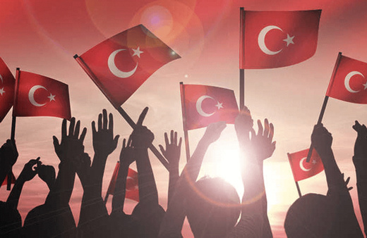 Kulüplerin sosyal medyadan İstiklal Marşı paylaşımları çok beğenildi