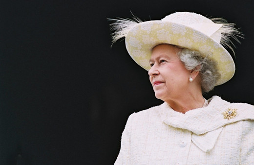 Elton John açıkladı : Kraliçe Elizabeth’in yeğenini tokatladığını gördüm