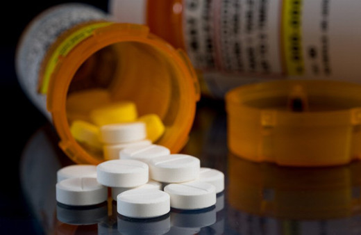 İlaç şirketi memeleri büyüyen adama 8 milyar dolar tazminat ödeyecek