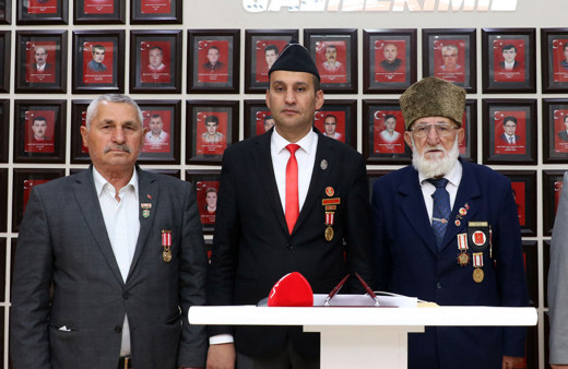 75 yaşındaki gaziden 'Beni harekata alın' çağrısı