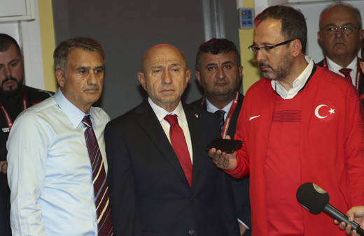 Cumhurbaşkanı Erdoğan tebrik etti! Şenol Güneş: Asker olmaya hazırız