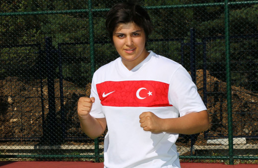 Busenaz Sürmeneli finalde